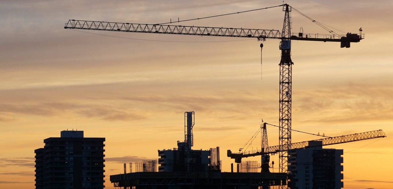 كيفية تخطيط وتنفيذ مشروع بناء ناجح